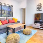 Apartman Flora