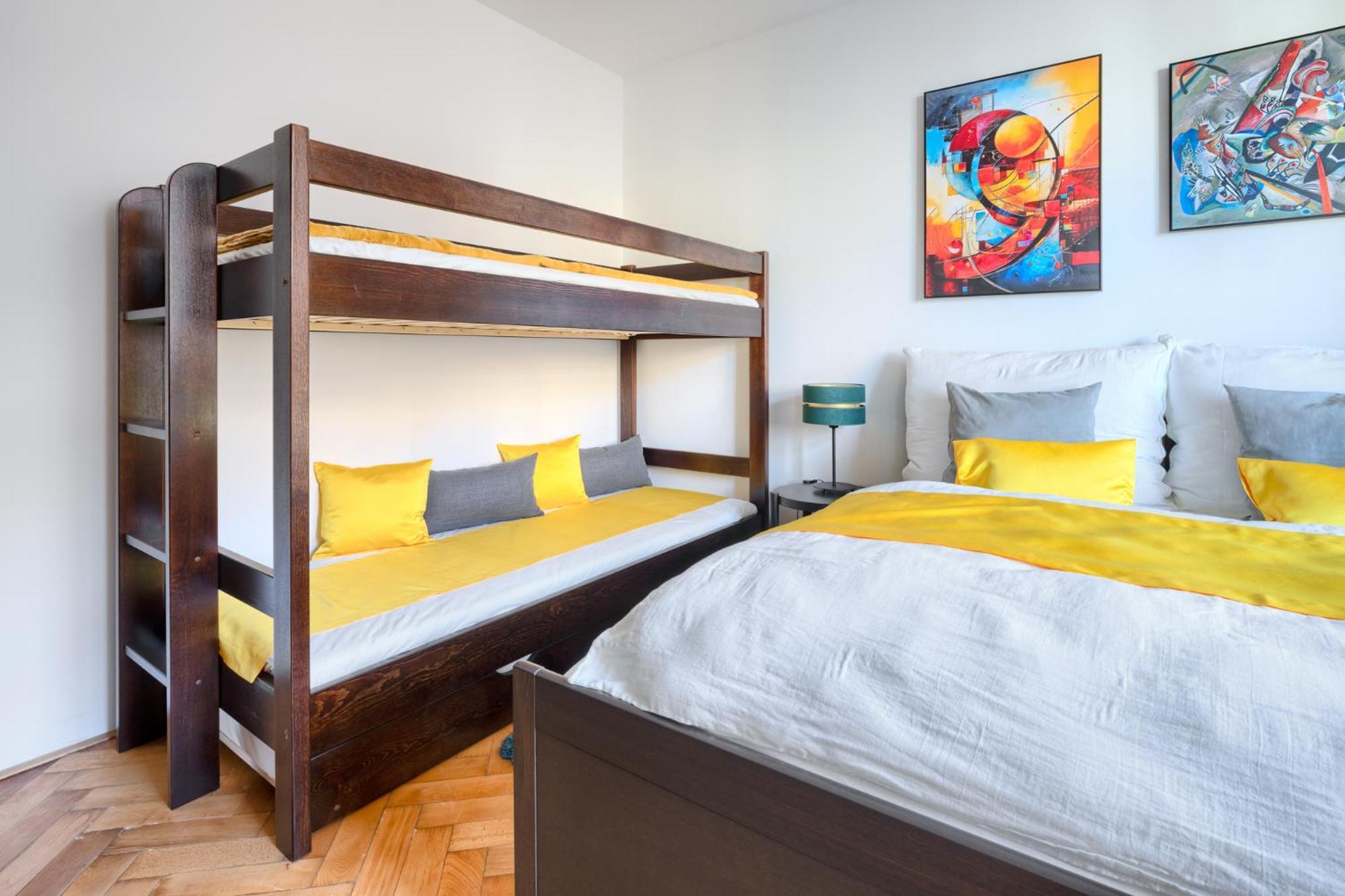 Apartament Flora *
